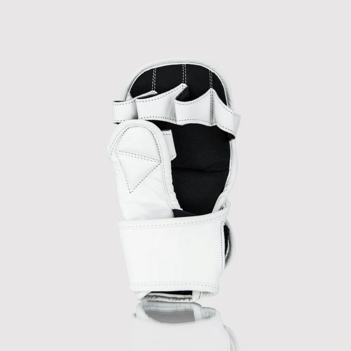 Canlo MMA gloves - Open palm design for grapples and holds